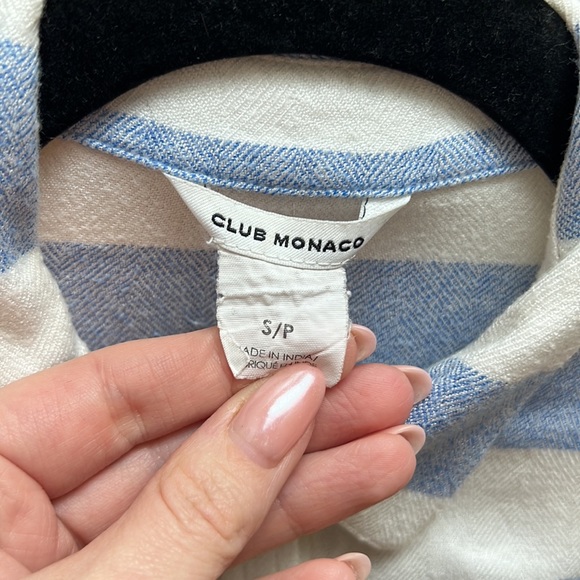 Club Monaco Blue and White Herringbone Stripe Shirt - Picture 2 of 3